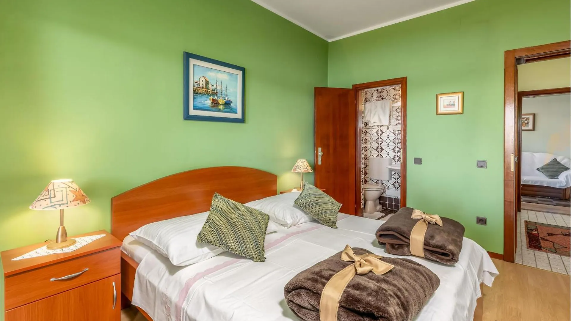 Amazing Apartment In Palit With Wifi